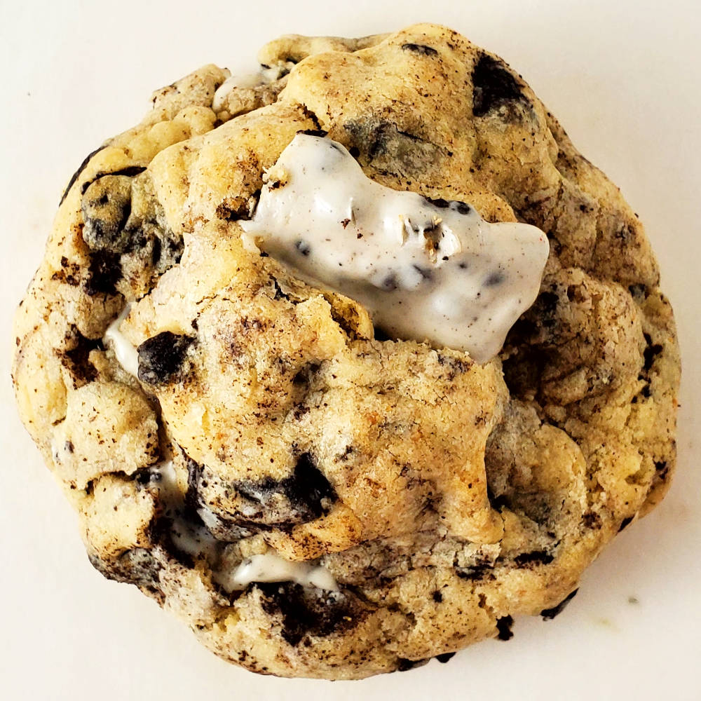 Chunky Oreo Cream Crunch Cookie Edmonton Cookies By Liam Top