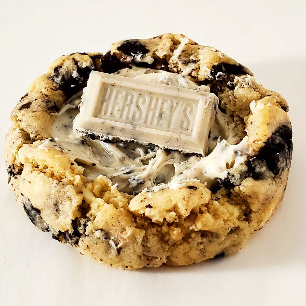Oreo Cream Crunch Deep Dish Cookie Edmonton Cookies By Liam Angle