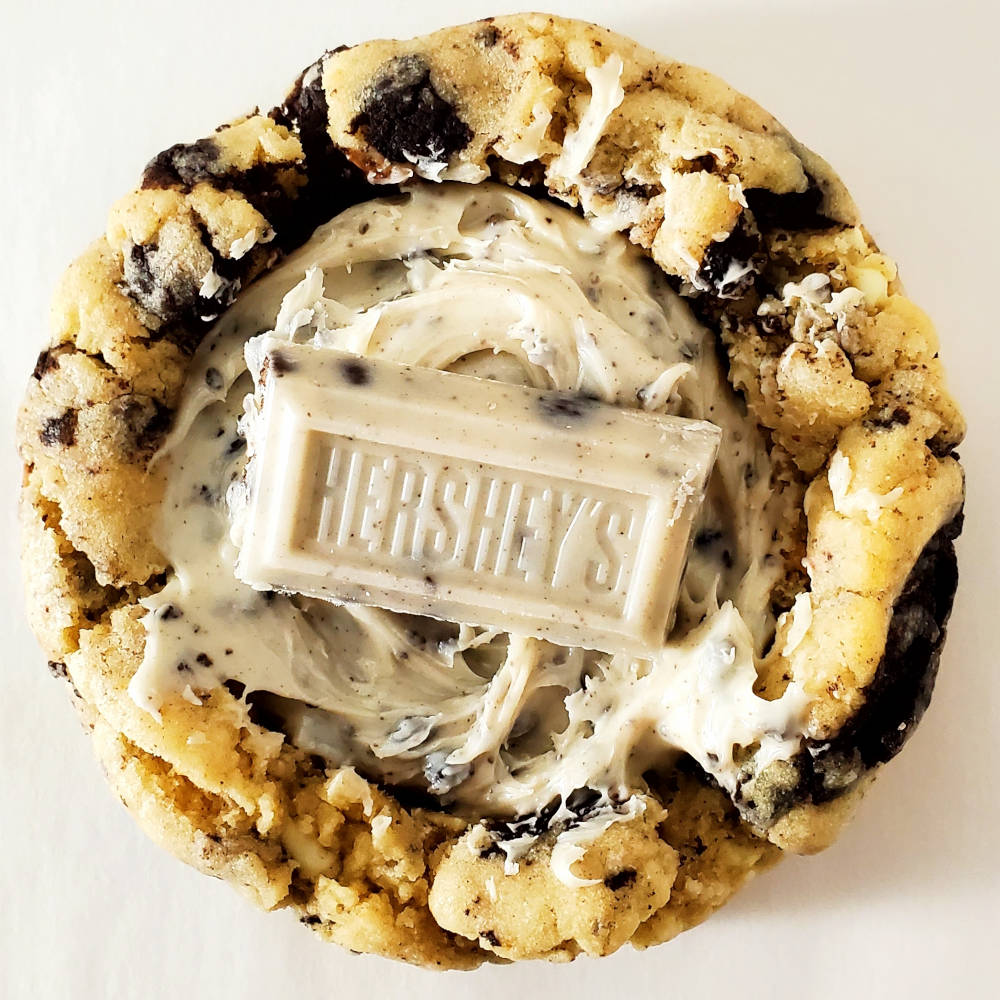 Oreo Cream Crunch Deep Dish Cookie Edmonton Cookies By Liam Top